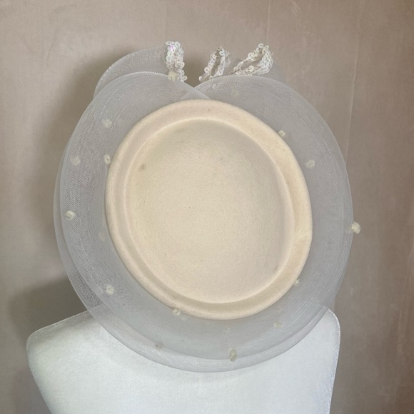 Juan Ell women's vintage cream & white bumper church hat w/ netting and sequins - Picture 5 of 5